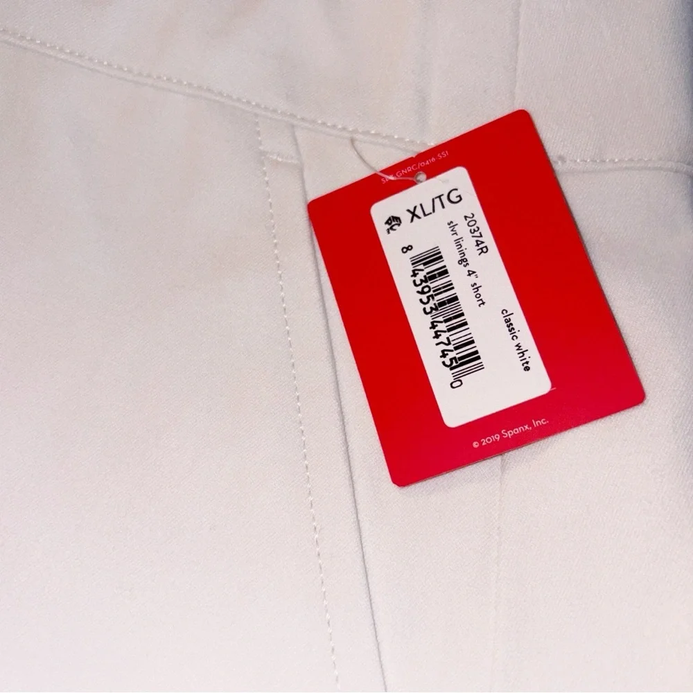 Spanx‎ 20375R Silver linings 4” short Classic White